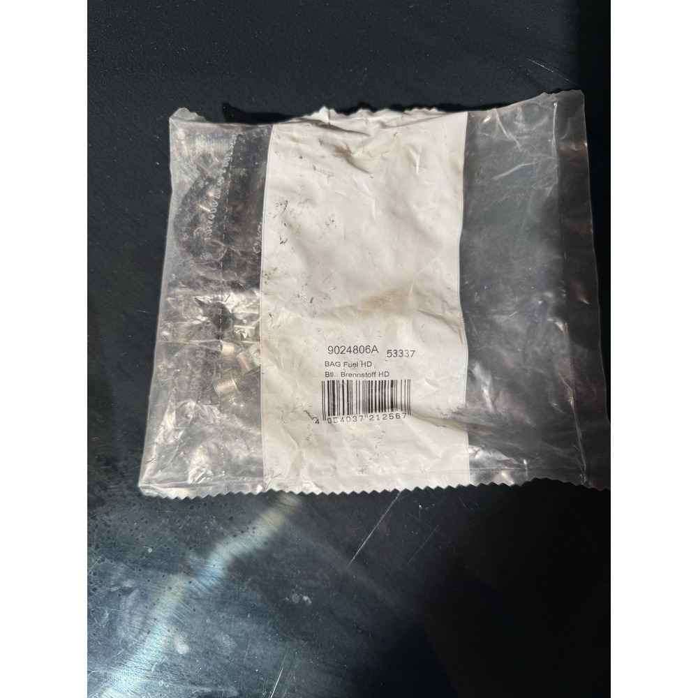 Webasto 9024806A‎ Fuel Line Clamp & Fitting Kit – OEM HD Installation Bag